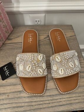 Nicole Miller Pearl & Shell Embellished Slide Sandals - White & Tan